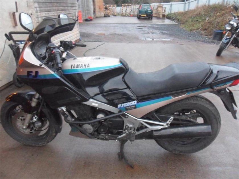 Yamaha fj1200
