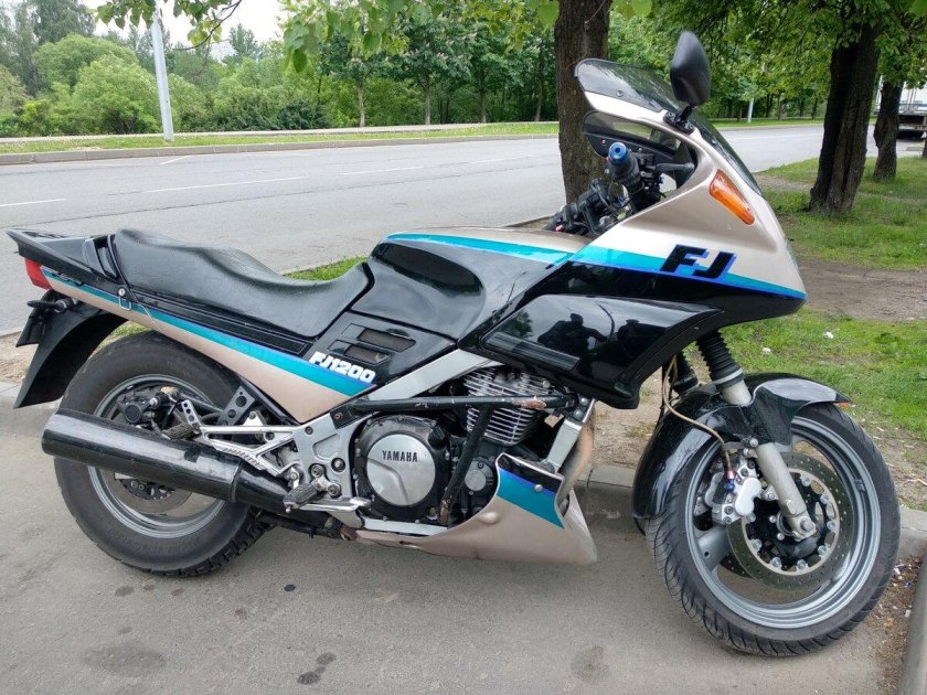 Yamaha fj1200