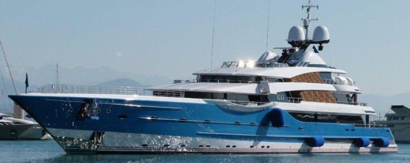 Суперяхта мадам gu