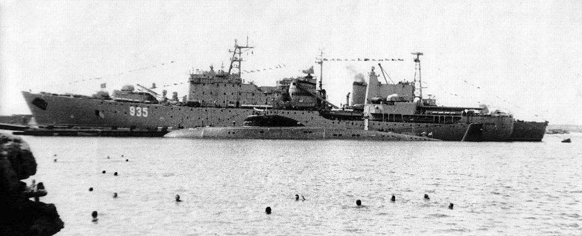 Плавбаза 1886 проекта Иван Кучеренко