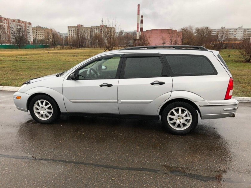 Форд фокус 1 универсал 2001