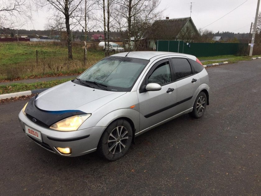 Форд фокус 1 хэтчбек серебристый