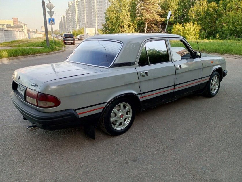 Газ 3110 волга 2003