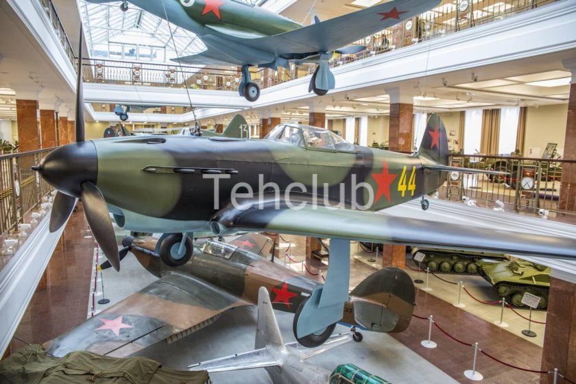 Самолет-истребитель як-1