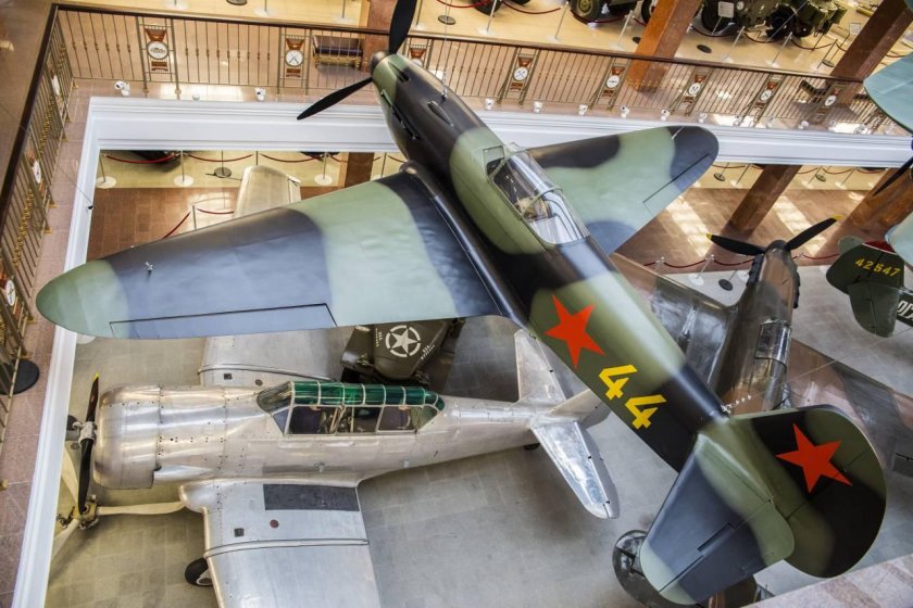 Як-1 истребитель