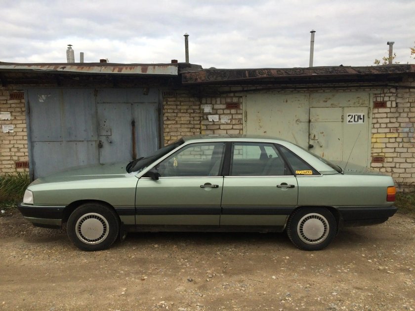 Ауди сигара 80