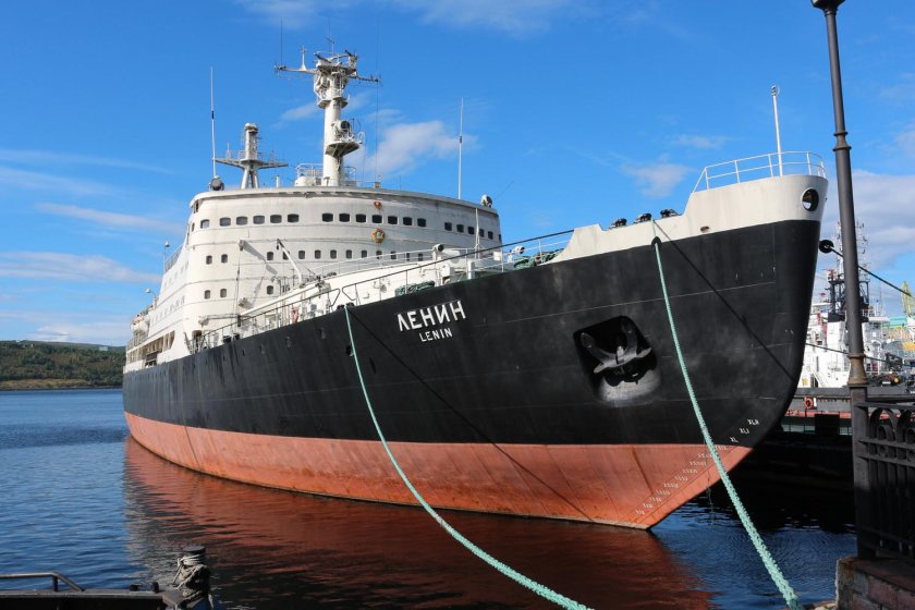 Атомный ледокол Ленин