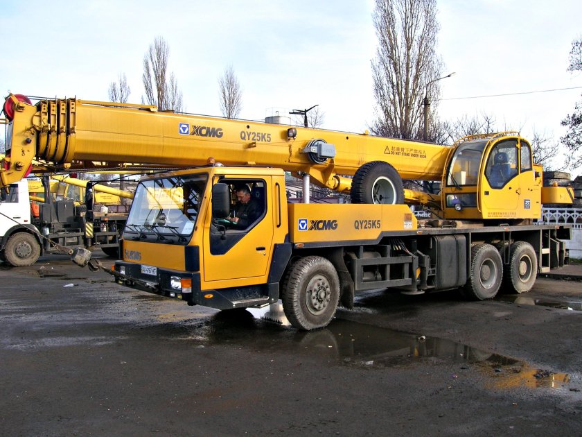 Кран 25т XCMG