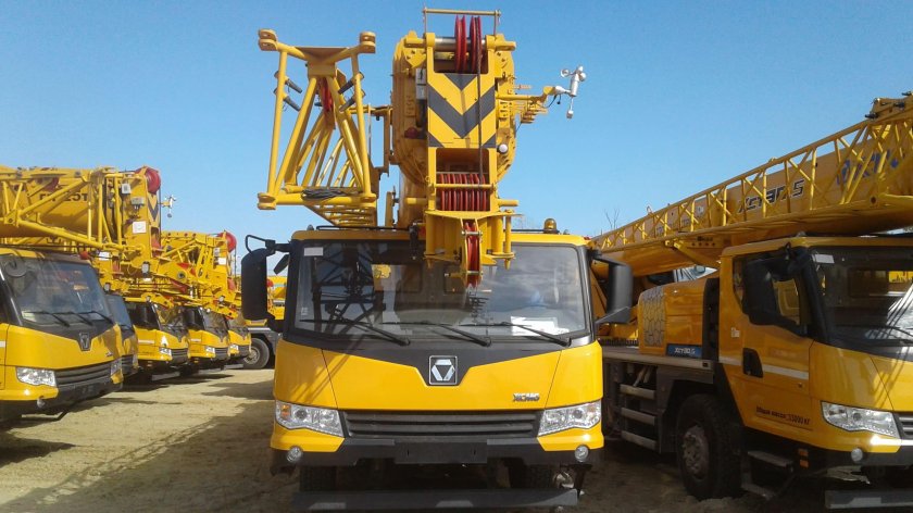 Передний бампер на автокран XCMG 30