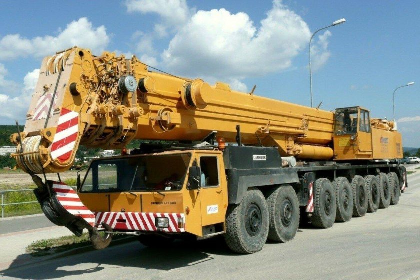 Автокран Liebherr 300т