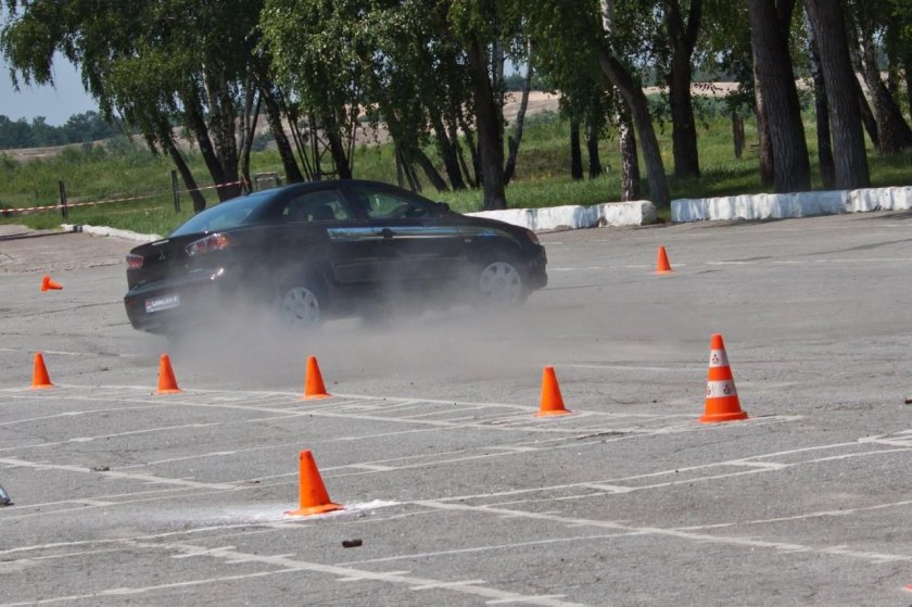 Контраварийное вождение