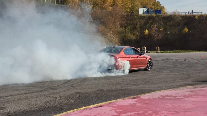 Bmw m5 f90 drift