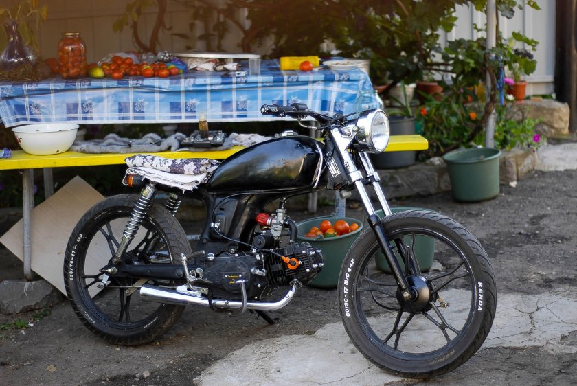 Alpha 110 Cafe Racer