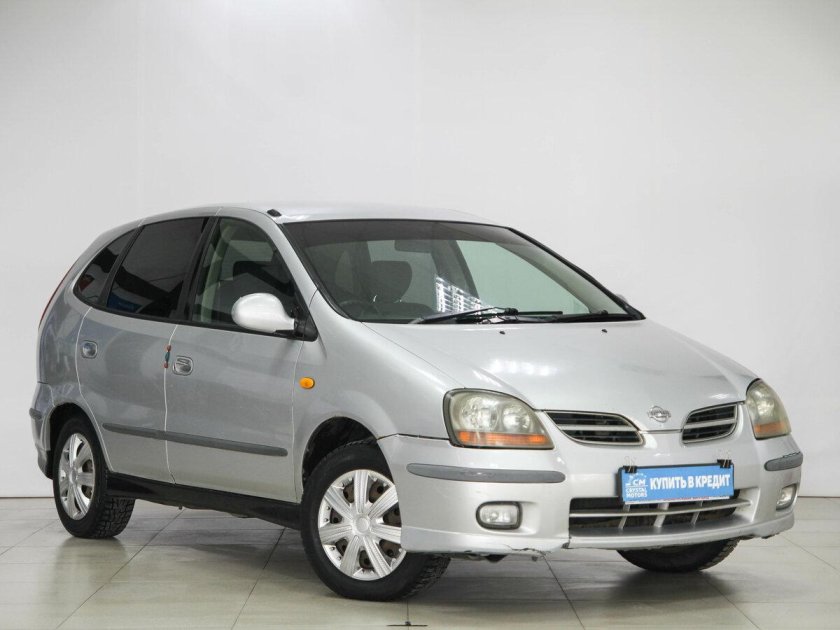 Nissan Almera Tino 2000
