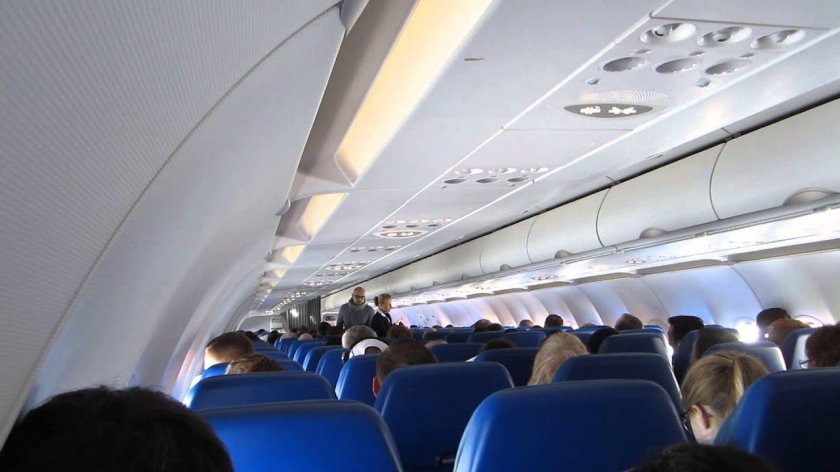 Самолёт Аэробус а320 салон