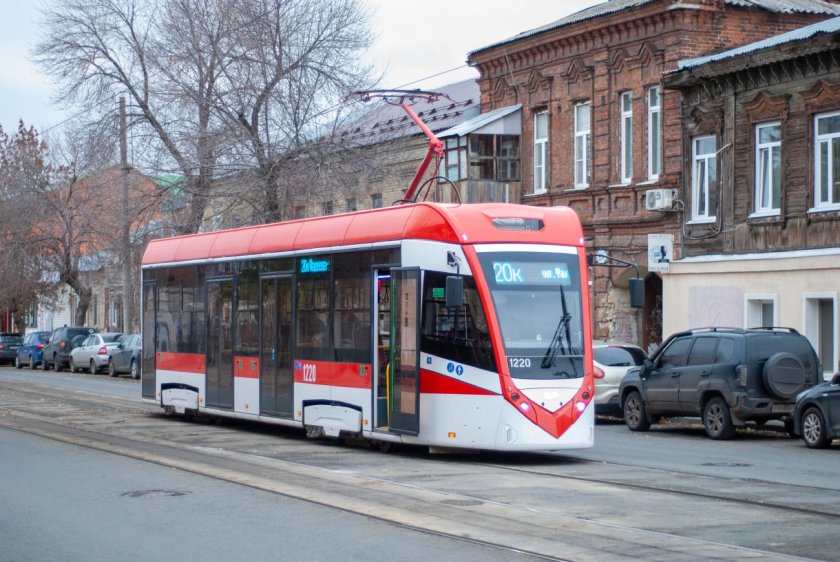 БКМ Т 811 трамвай