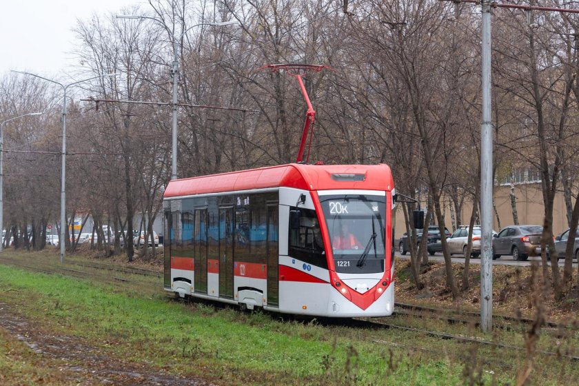 БКМ Т 811 трамвай