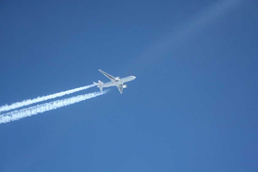 Самолет встречный