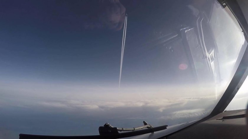 Самолет встречный