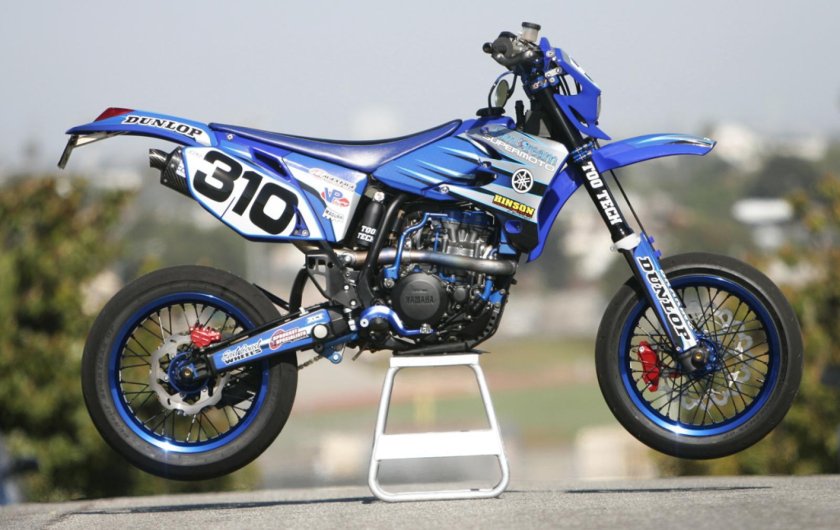 Ямаха ВР 400 В