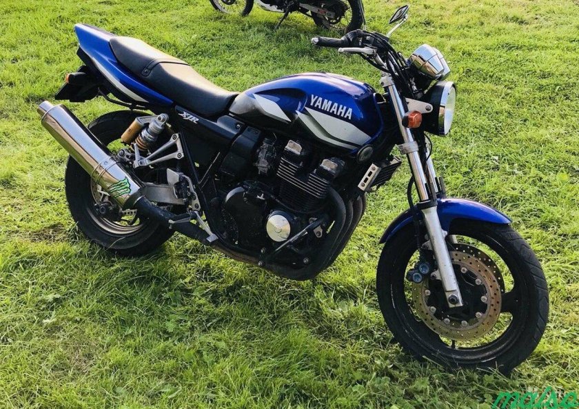 Yamaha XJR 400