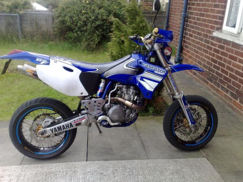 Yamaha wr400f