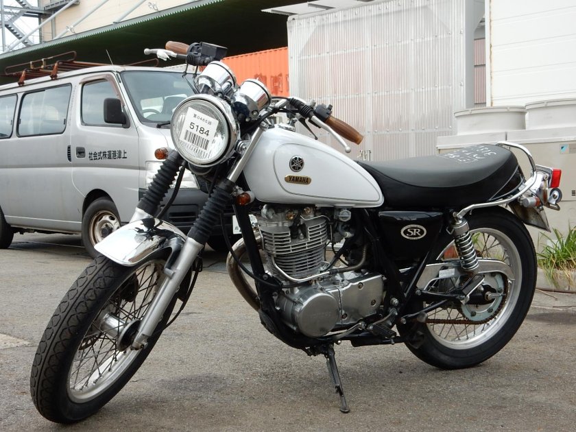 Yamaha sr400