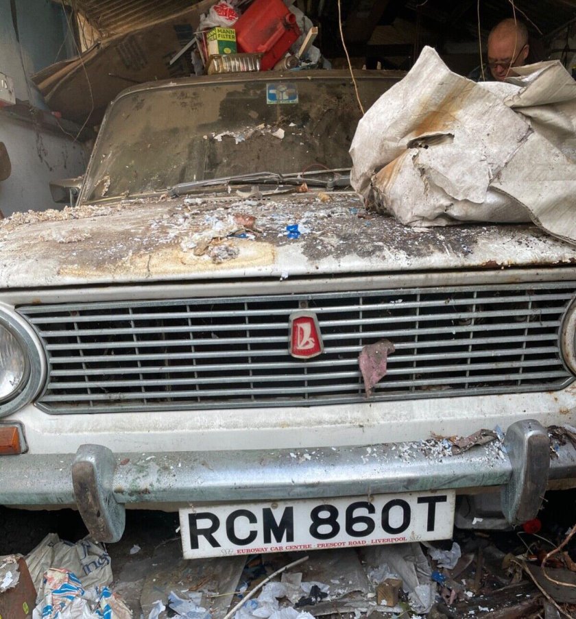 ВАЗ 2102 капот