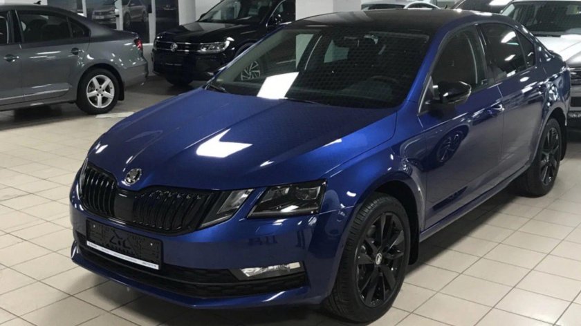 Skoda Octavia a7 синяя