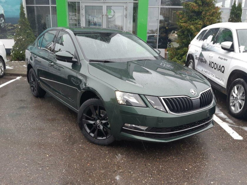 Skoda Octavia a7 Green