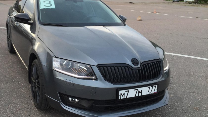 Škoda Octavia a7 черная