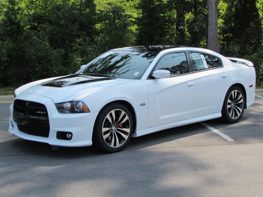 Dodge Charger srt8