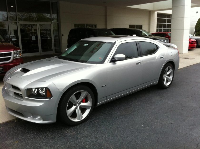 Dodge Charger srt8