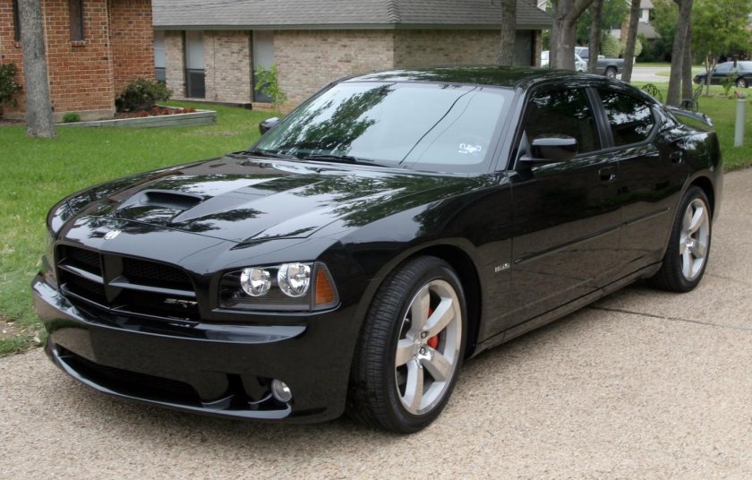Dodge Charger srt8 2005