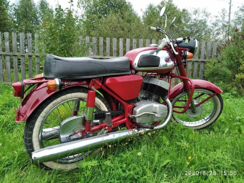 Мотоцикл ява 634