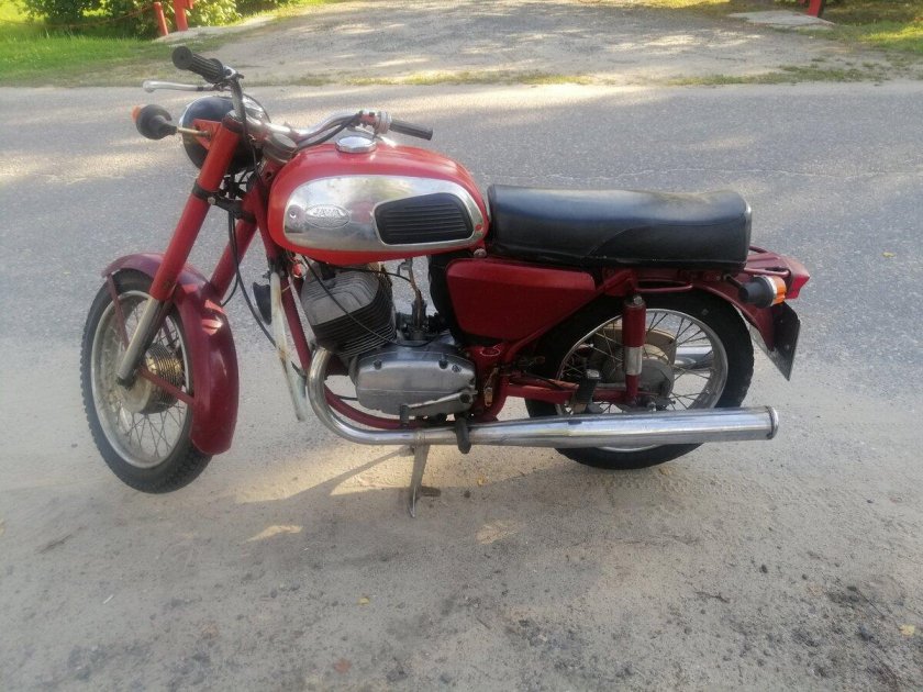 Мотоцикл ява 638