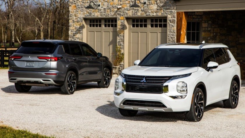 Митсубиси Аутлендер 2021