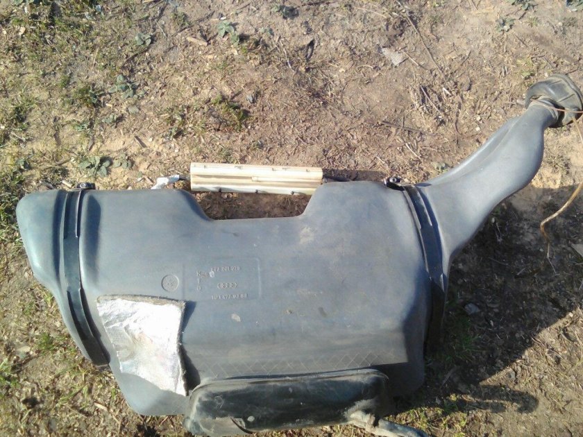 Топливный бак Ауди 80