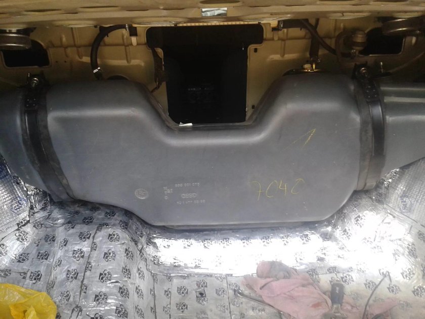 Бак Ауди 80 б3