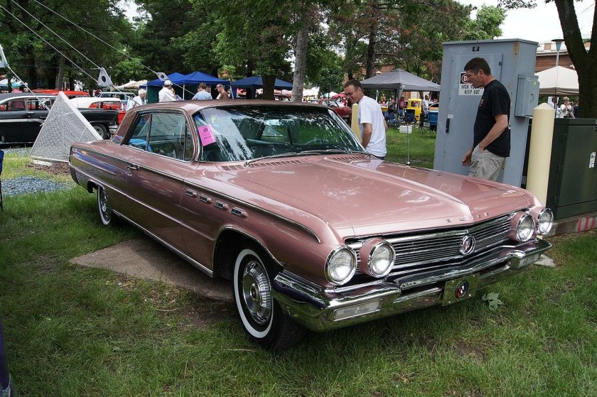 Buick Electra 225