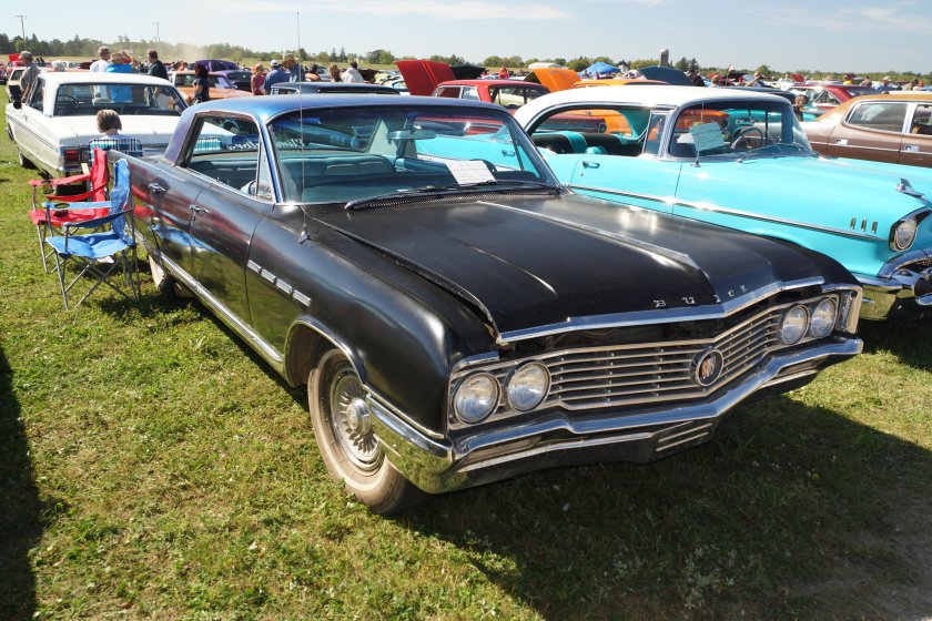 Buick Electra 225