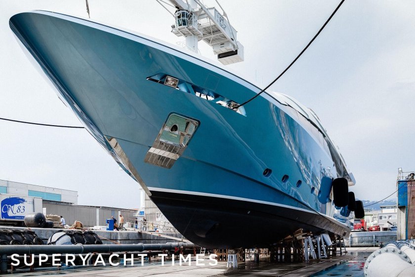 Яхта Летучий голландец