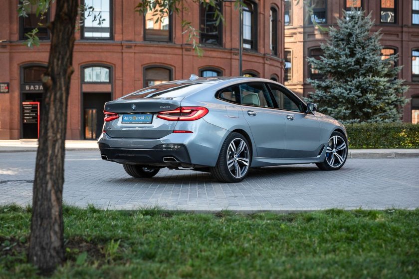 Ауди Фастбэк