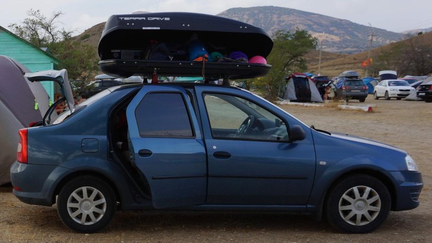 Автобокс на Рено Логан 2