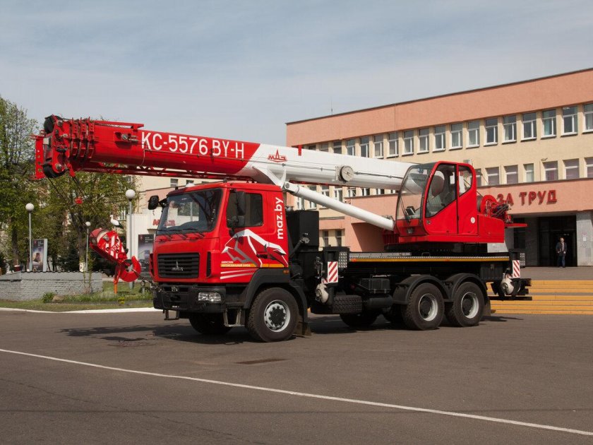 КС 55727-H на шасси МАЗ 6302с5 25т