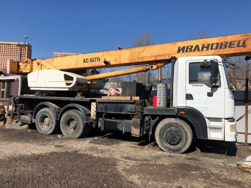 Автокран «Ивановец» КС-54713