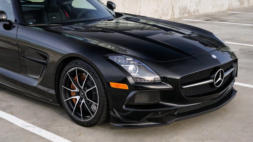 Mercedes benz sls amg black series