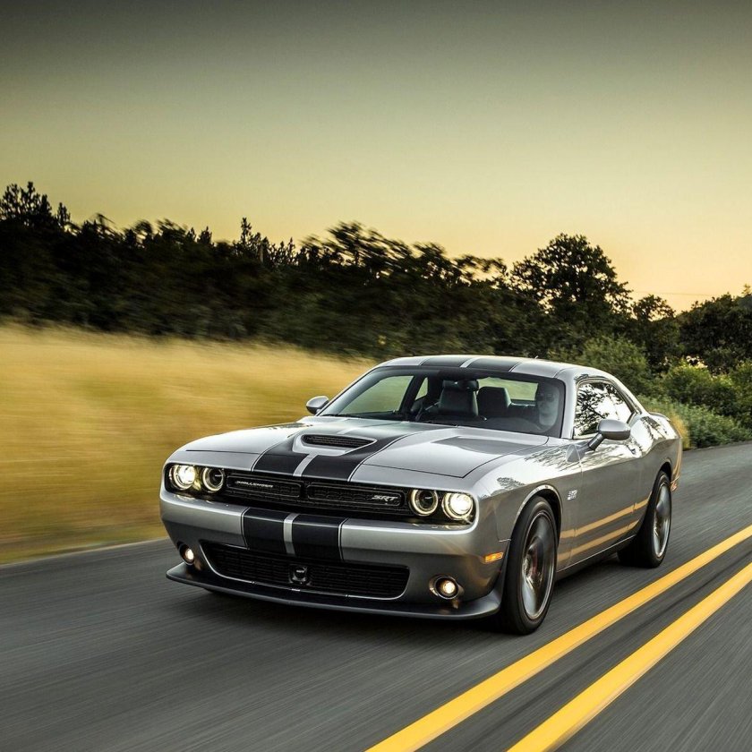 Dodge challenger srt 392 2015
