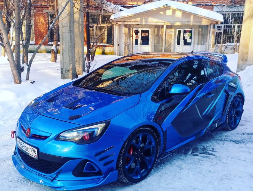 Opel Astra OPC