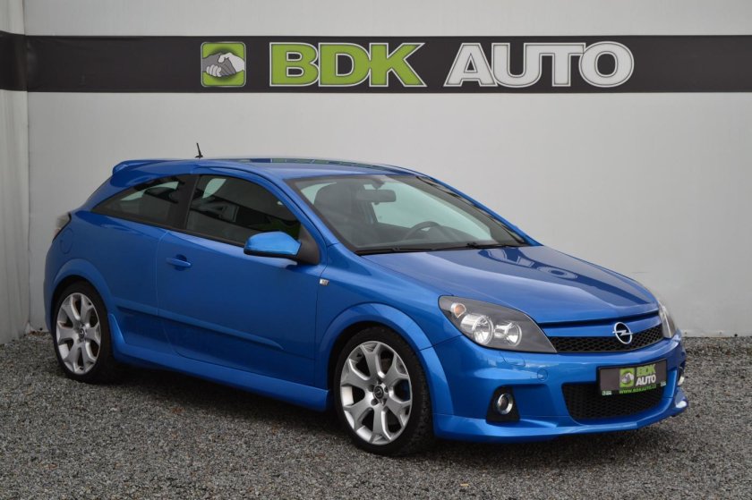 Резина на заднее стекло Опель Астра h хэтчбек